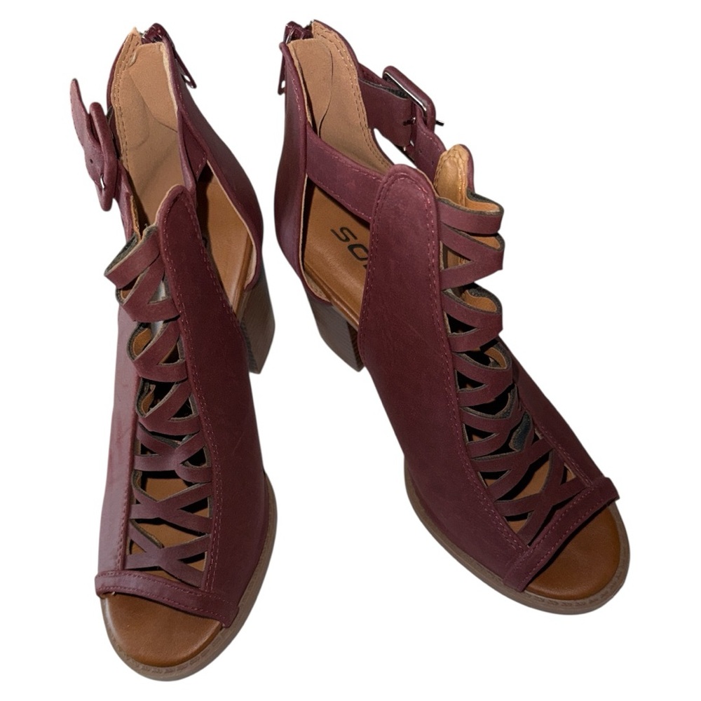Soda‎ Burgundy Cutout Caged Heels Peep Toe Block Heel Sandals Size 6.5